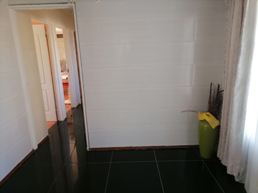 3 Bedroom Property for Sale in Tlhabane West North West